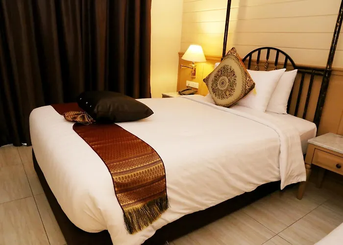 Crystal Palace Luxury Hotel Pattaya
